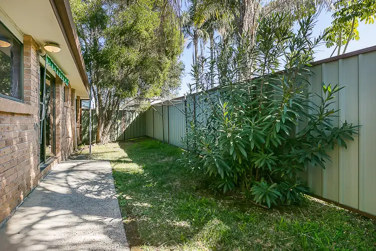 Third view of Homely villa listing, 4/40-42 Ocean View Road, Gorokan NSW 2263