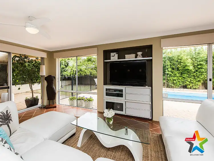 Seventh view of Homely house listing, 10 Janeville Place, South Guildford WA 6055