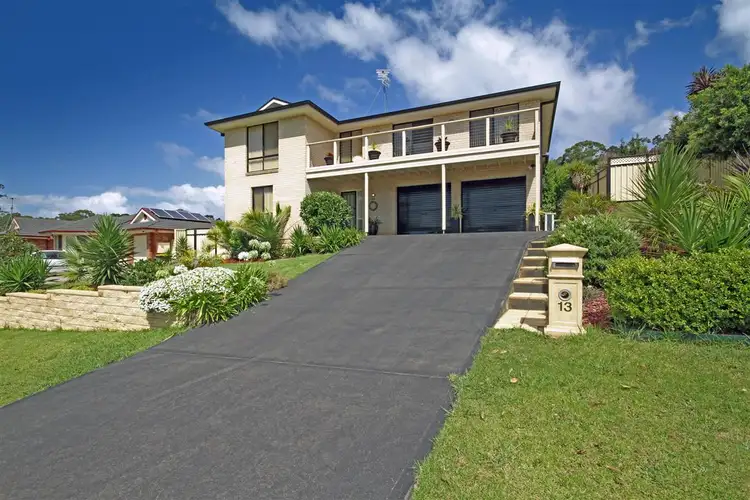 13 Gibson Place, Batehaven NSW 2536