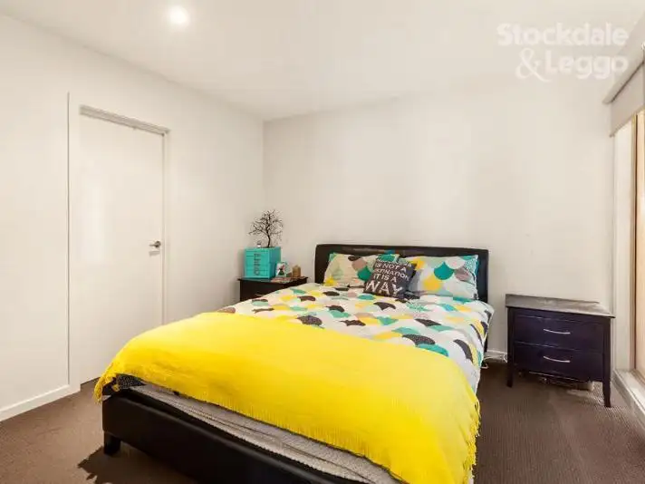 Fifth view of Homely apartment listing, 1/415 Highbury Road, Burwood VIC 3125