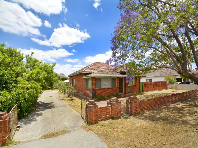 Fifth view of Homely house listing, 37 Laurie Street, Cloverdale WA 6105