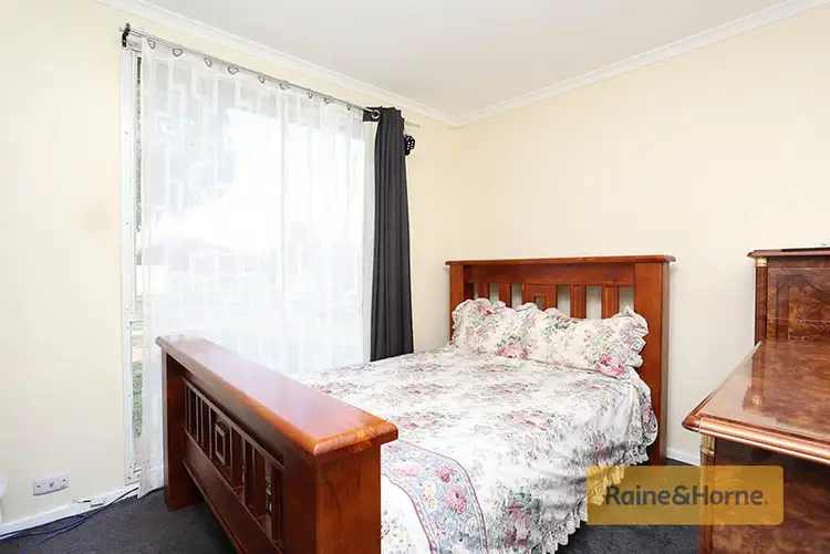 Fifth view of Homely house listing, 2 Navarre Court, Meadow Heights VIC 3048