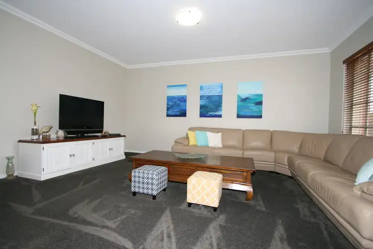 Fifth view of Homely house listing, 8 Riviera Vista, Port Kennedy WA 6172