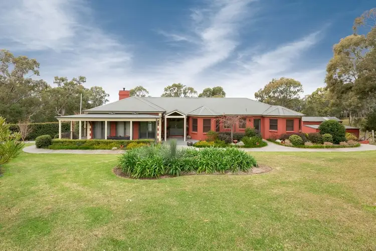 9 Mountain View Terrace, Avondale NSW 2530
