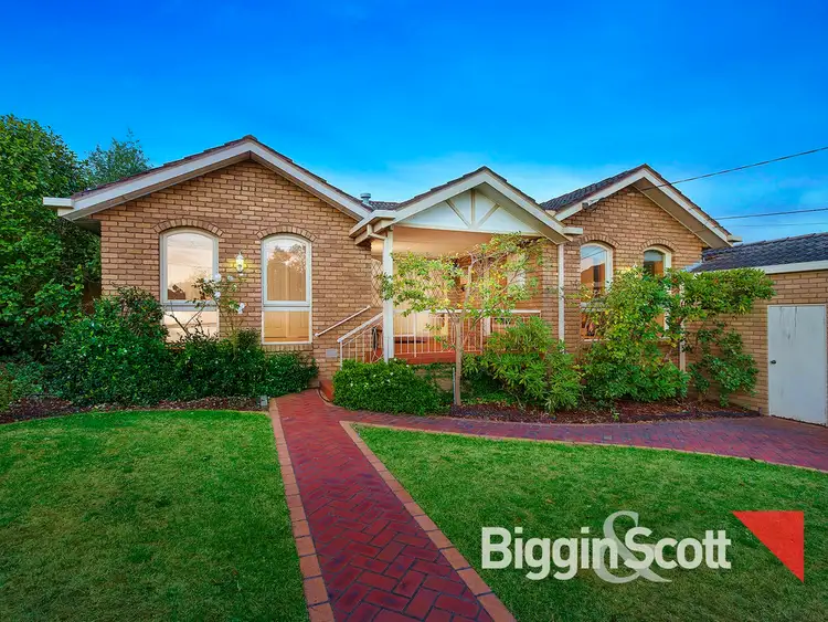 9 Elonara Road, Vermont South VIC 3133