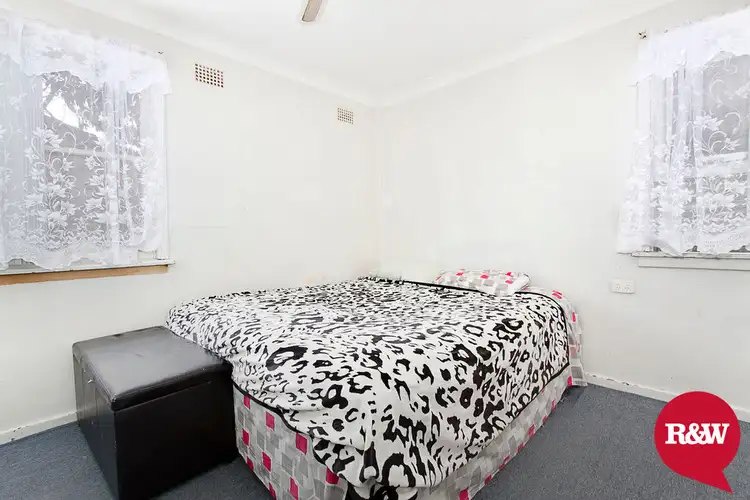 Sixth view of Homely house listing, 40 Mariana Crescent, Lethbridge Park NSW 2770