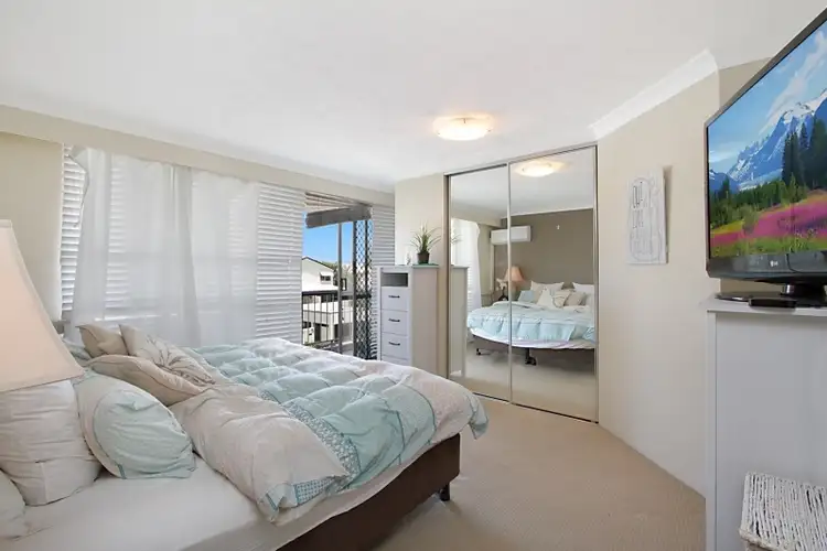 Sixth view of Homely unit listing, Unit @ 5 Francis Street, Mermaid Beach QLD 4218