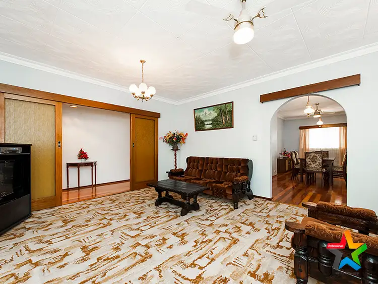 Third view of Homely house listing, 4 Hobley Place, Eden Hill WA 6054