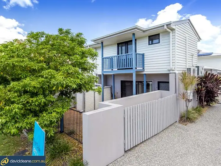 Main view of Homely townhouse listing, 2/18 Pretoria St, Zillmere QLD 4034