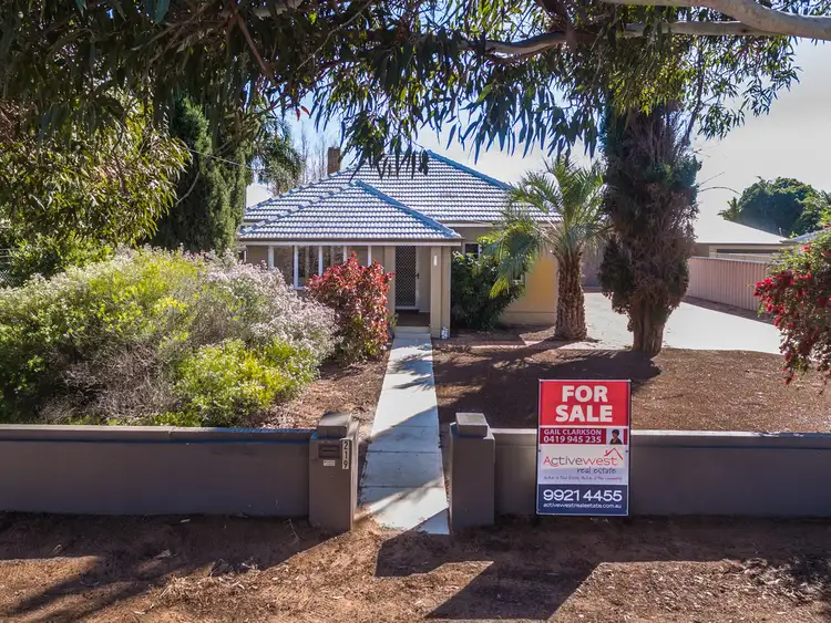 219 Second Street, Wonthella WA 6530