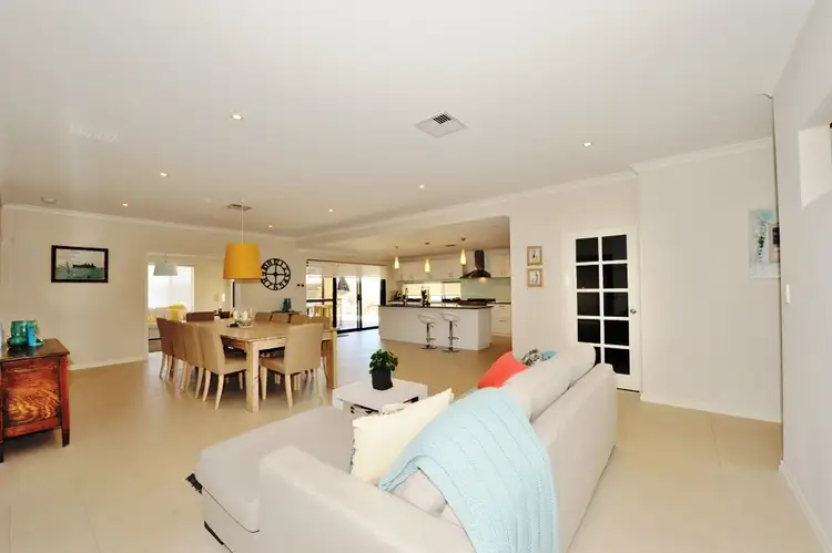 Sixth view of Homely house listing, 8 Merimbula Way, Secret Harbour WA 6173
