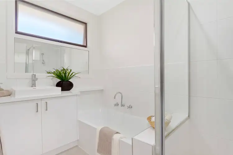 Fifth view of Homely unit listing, 2/16 Kingston Street, Mount Waverley VIC 3149