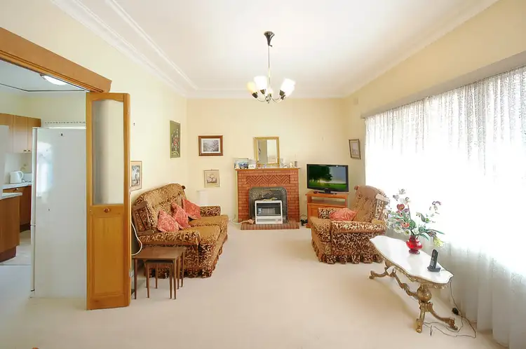 Fifth view of Homely house listing, 1 Warwick Street, Katoomba NSW 2780