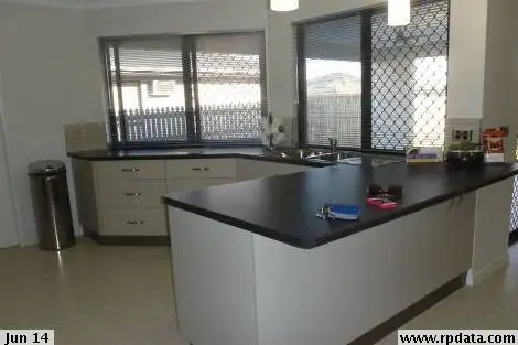 Second view of Homely house listing, 10 Summergold Street, Mount Low QLD 4818