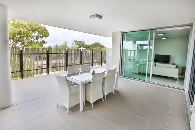 Main view of Homely unit listing, 3/80 Hornibrook Esplanade, Clontarf QLD 4019