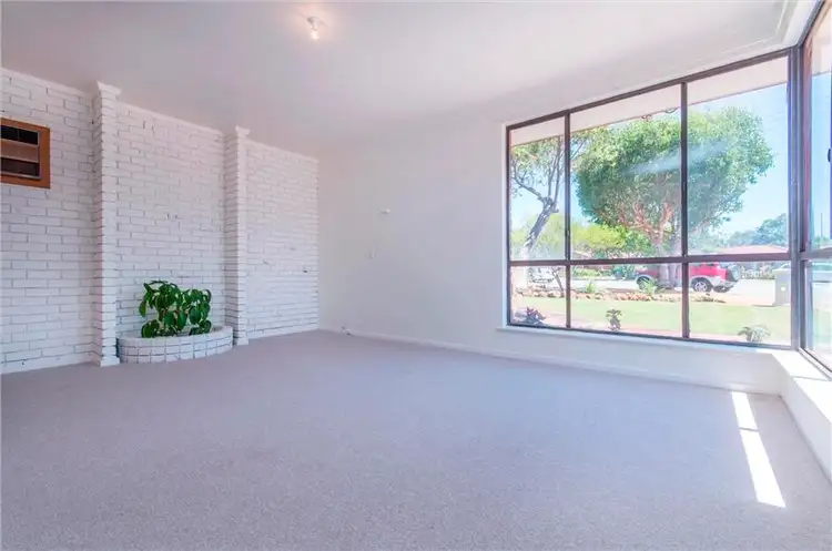 Fifth view of Homely semi-detached listing, 1/12 Railton Place, Dianella WA 6059