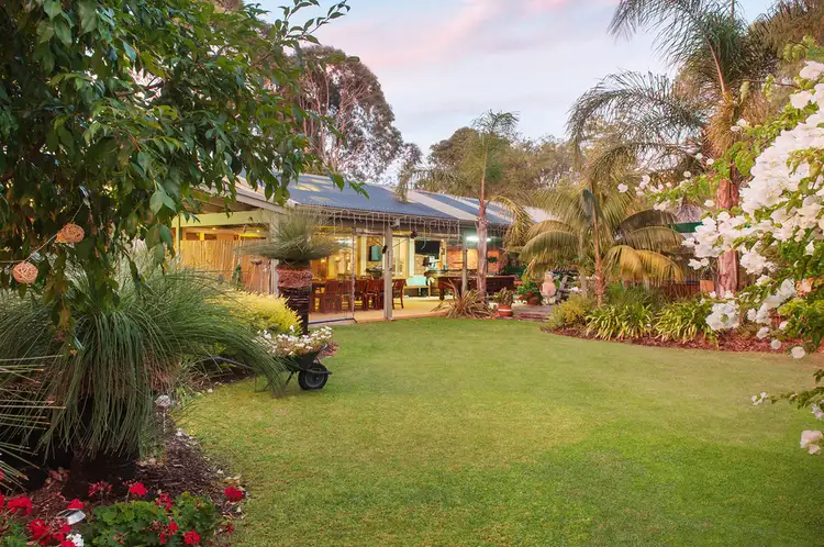7 Moondah Close, Dunsborough WA 6281