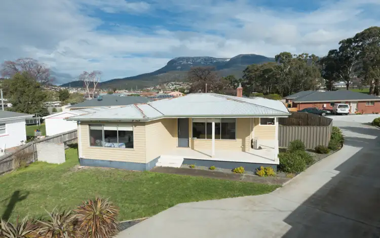 1/11 Farnell Place, Glenorchy TAS 7010