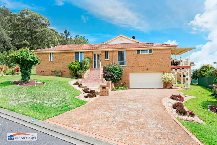 4b Black Swan Terrace, Laurieton NSW 2443