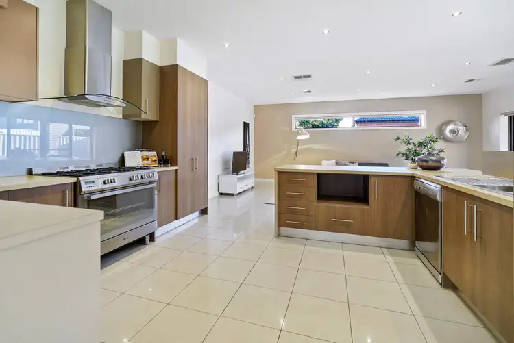 Fourth view of Homely house listing, 9 Braeside Walk, Caroline Springs VIC 3023