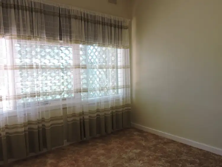 Fifth view of Homely house listing, 7 Jeffrey Crescent, Murray Bridge SA 5253