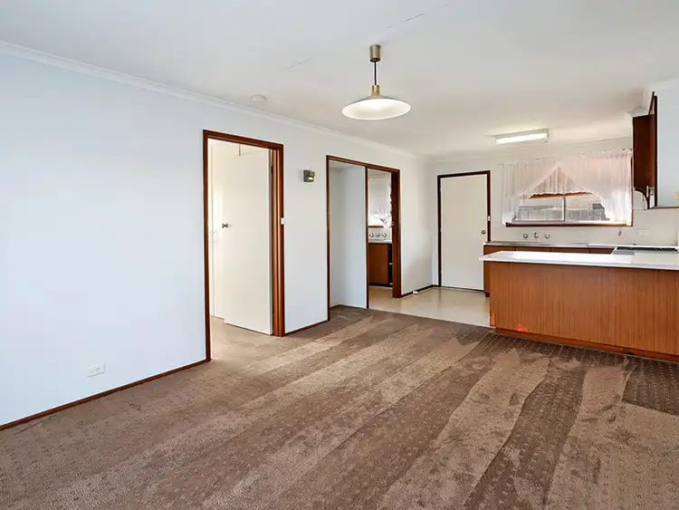 Fifth view of Homely house listing, 3/6 Casaceli Court, Whittington VIC 3219