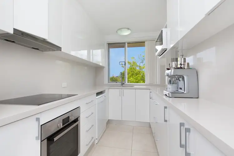 Third view of Homely apartment listing, 6/1 Hume Street, Wollstonecraft NSW 2065