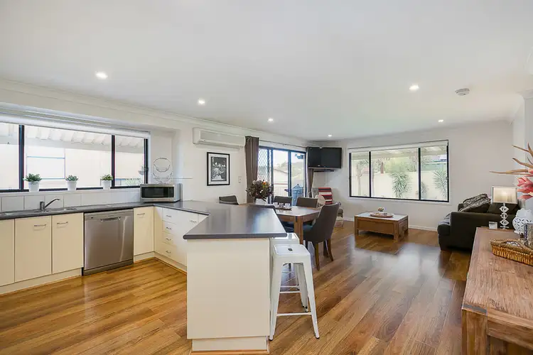 Fifth view of Homely house listing, 10 Greenhaven Circuit, Woongarrah NSW 2259
