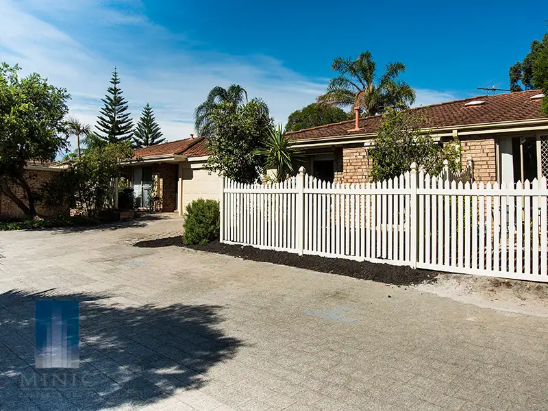 Main view of Homely house listing, 4/81-83 Barbican Street East, Shelley WA 6148