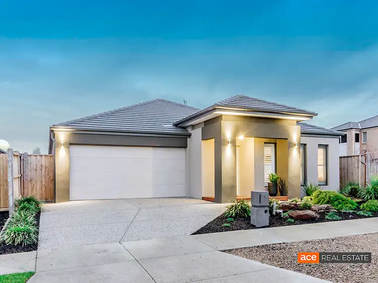 5 Macaloney Road, Williams Landing VIC 3027