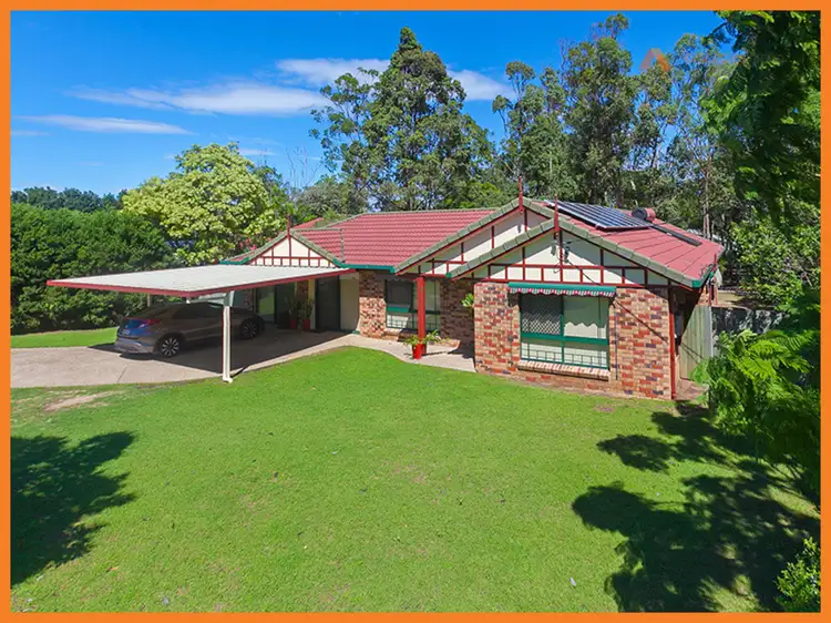 1 Hillview Drive, Hillcrest QLD 4118