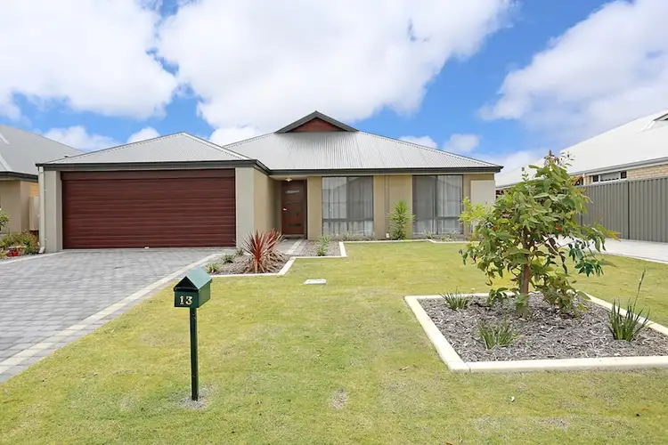 13 Purcell Gardens, South Yunderup WA 6208