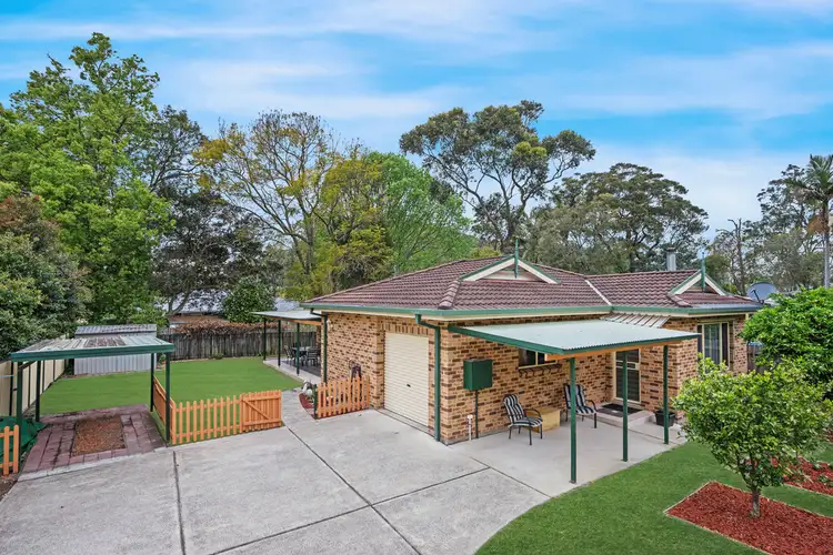 6 Commonwealth Avenue, Blackwall NSW 2256