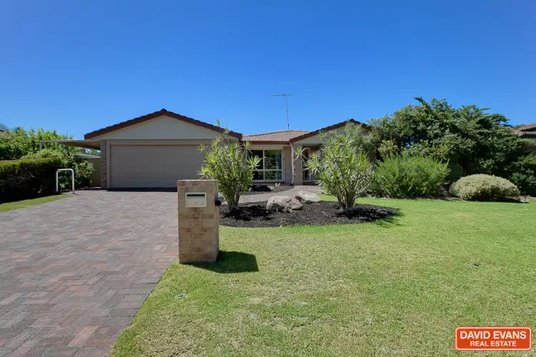 3 Rochester Way, Meadow Springs WA 6210