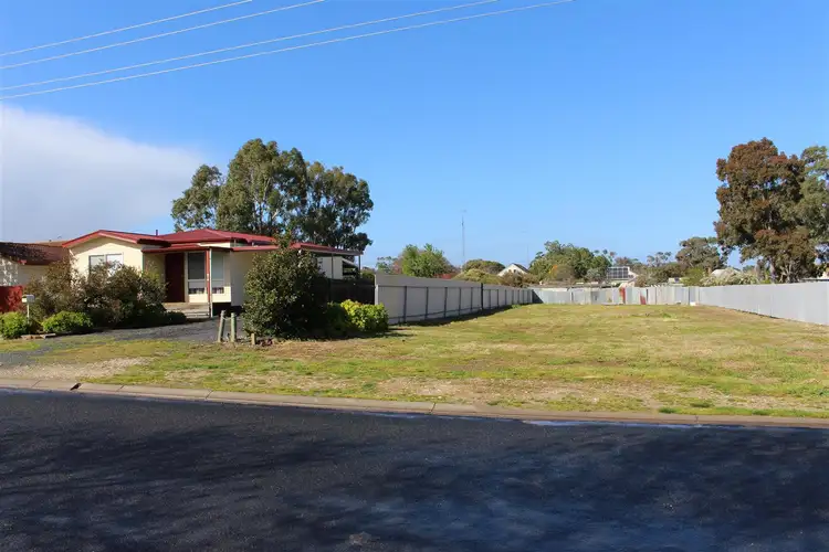 Second view of Homely house listing, 10 Hay Street, Bordertown SA 5268