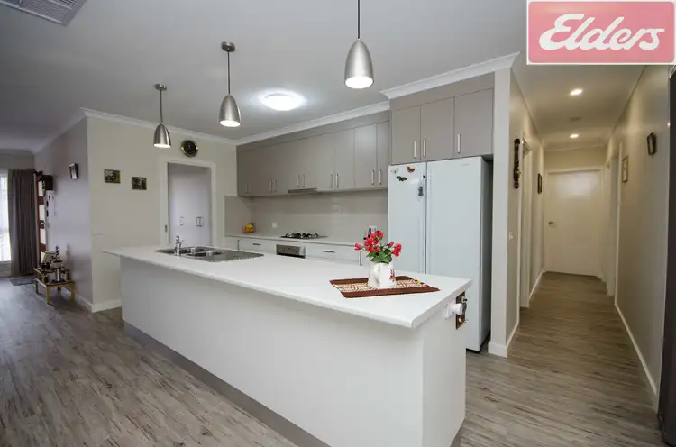 Fourth view of Homely townhouse listing, 2/11 Charles Street, Wodonga VIC 3690