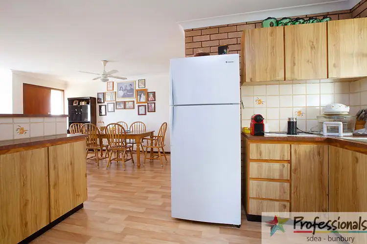 Fourth view of Homely unit listing, 2A Shannon Way, Collie WA 6225