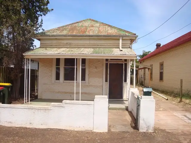 4 Cockburn Street, Port Pirie West SA 5540