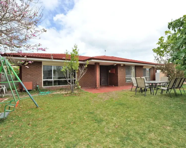 15 Griggs Way, Rockingham WA 6168
