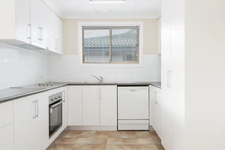 22 Bangaroo Avenue, Dapto NSW 2530