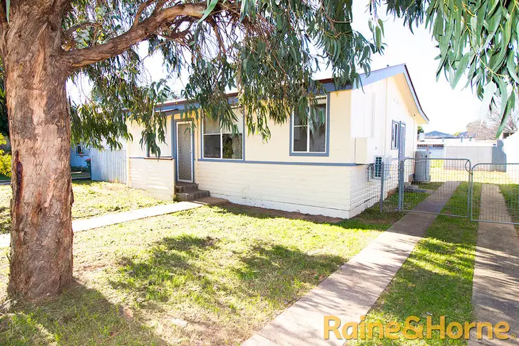119 Meryula Street, Narromine NSW 2821