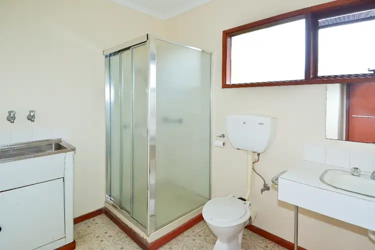 Fifth view of Homely house listing, 8/1 Holyrood Avenue, Newtown VIC 3220