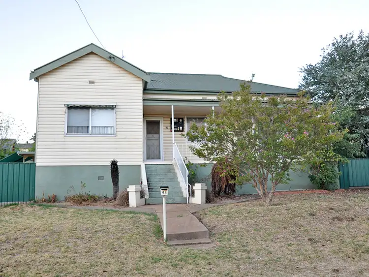 41 Marquis Street, Junee NSW 2663