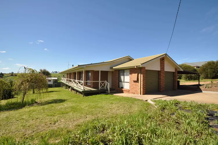 54 Pitt Street, Junee NSW 2663