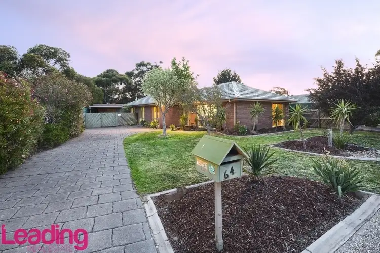 64 Carnoustie Drive, Sunbury VIC 3429
