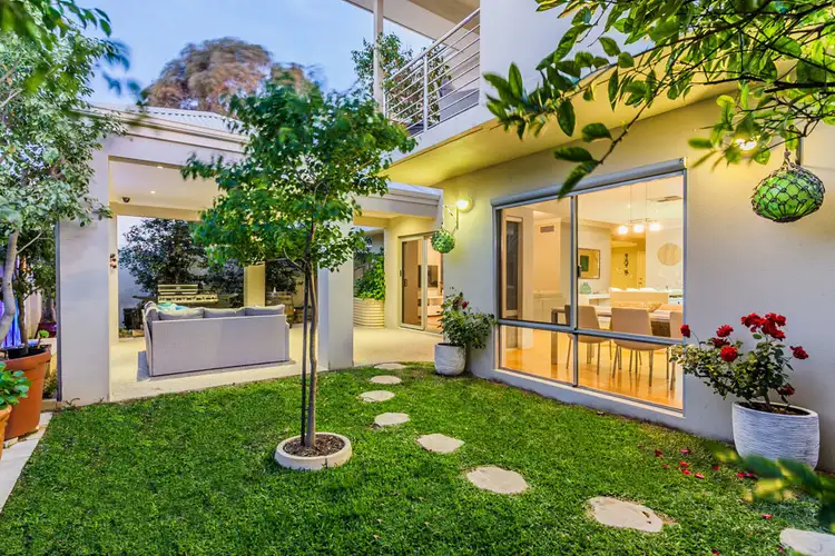 32B Scott Street, South Fremantle WA 6162