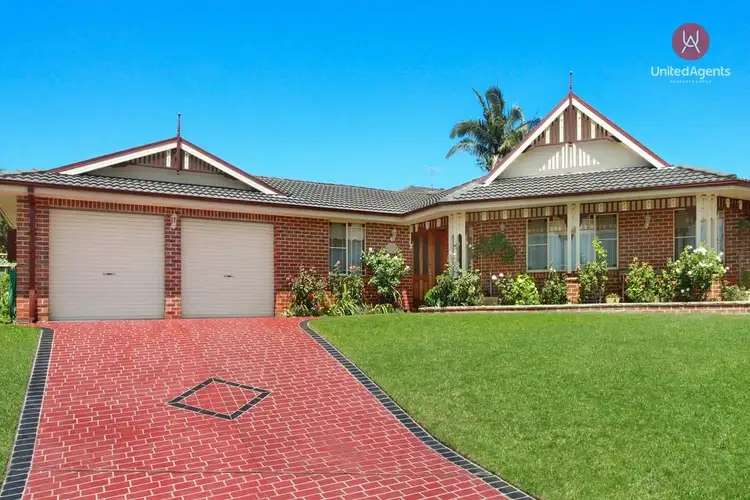 17 Christmas Place, Green Valley NSW 2168