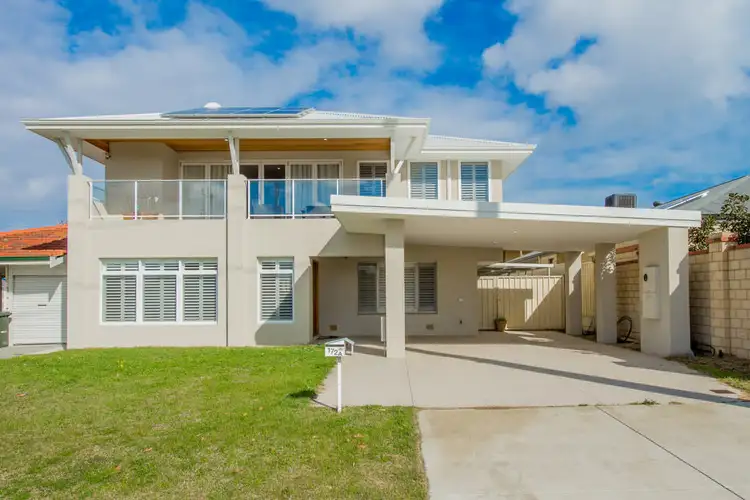 172A Kitchener Road, Alfred Cove WA 6154