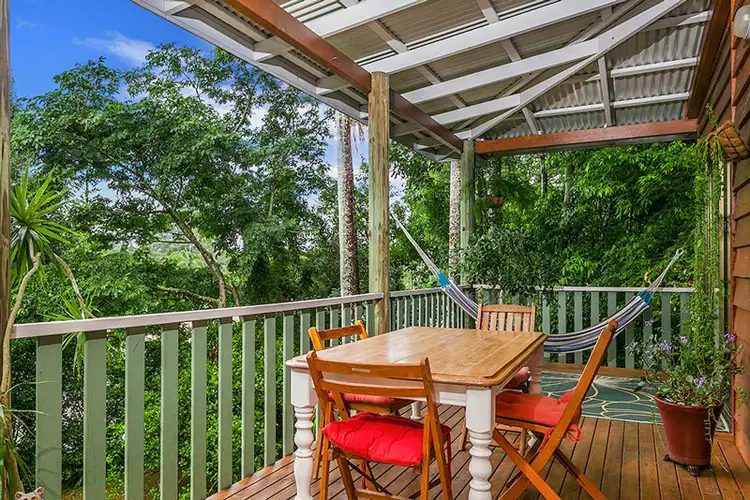 16 Palm Tree Crescent, Bangalow NSW 2479