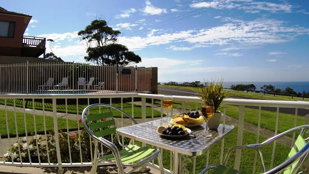 Main view of Homely unit listing, 1/10 Ballingalla, Narooma NSW 2546